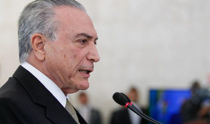 Em resposta a críticas, Temer diz que não vai limitar gastos com saúde e educação