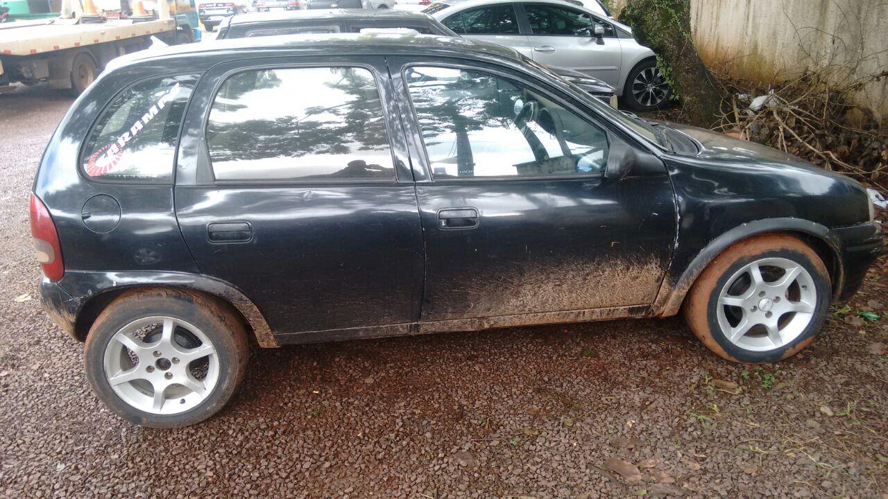 Condutor é preso em carro com placa adulterada na fronteira