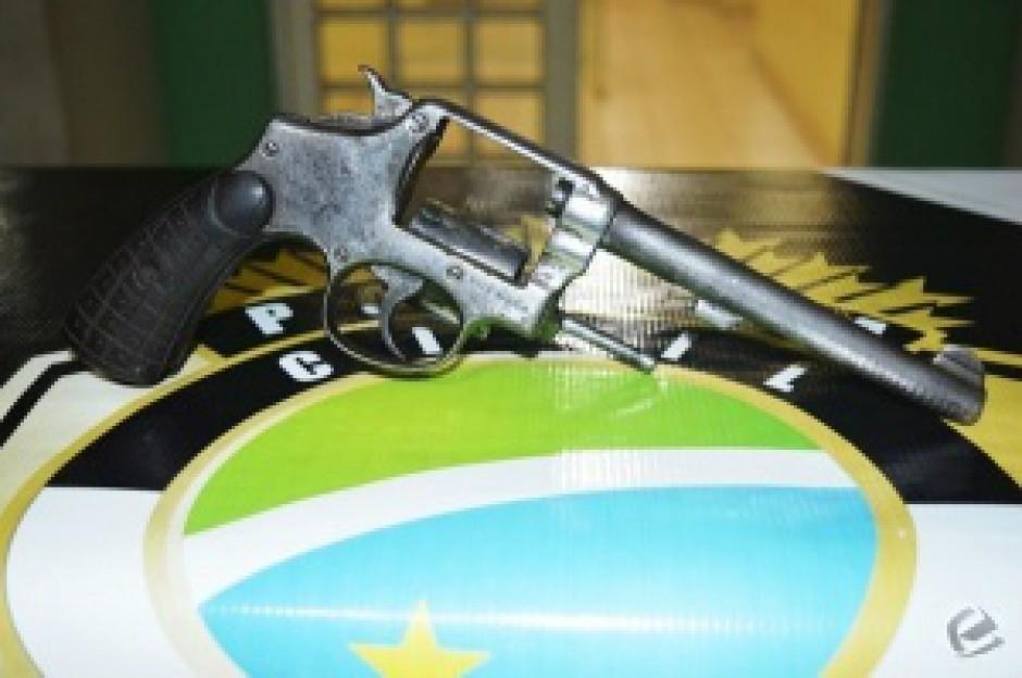 Jovem de 20 anos é executada na rua e adolescente é principal suspeito