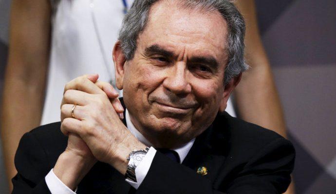 Presidente da comissão do impeachment reduz prazos e acelera processo contra Dilma