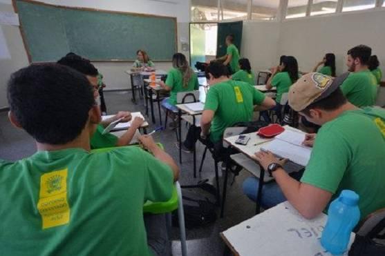 SED divulga lista de inscritos em seleção para professor