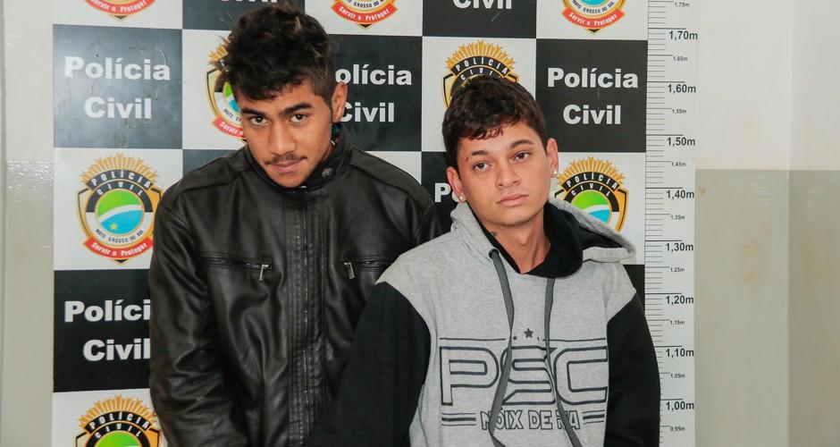 Dupla é presa por roubo em pet-shop