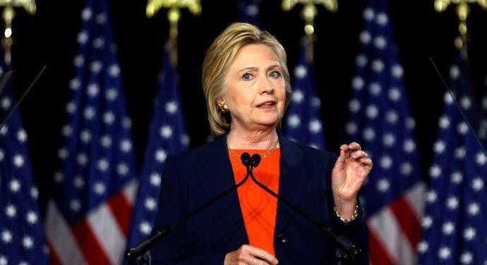 Hillary: Trump é incapaz de ser presidente e não pode ter códigos nucleares
