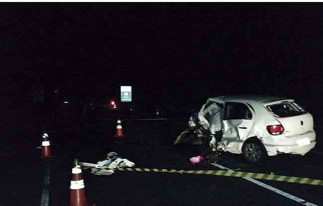 Acidente entre quatro veículos deixa dois mortos na BR-163
