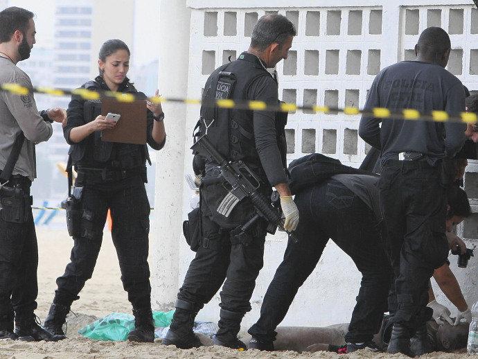 Corpo de mulher é encontrado na praia de Copacabana