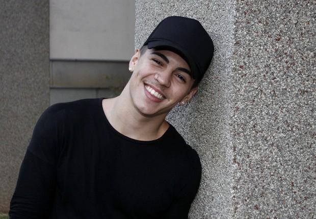 Youtuber Felipe Neto 'bate' sem dó em Biel: 'Cala a boca'