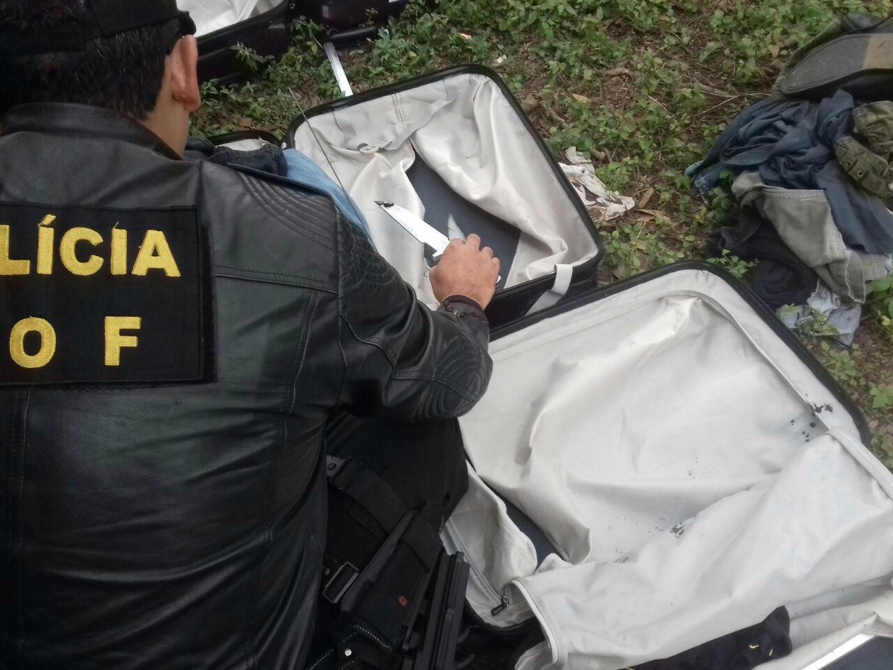 Peruano é preso com cocaína escondida em blusa