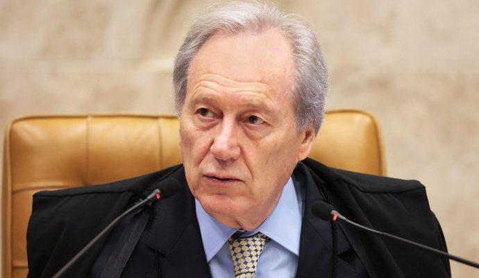 Lewandowski nega mais três recursos sobre impeachment de Dilma