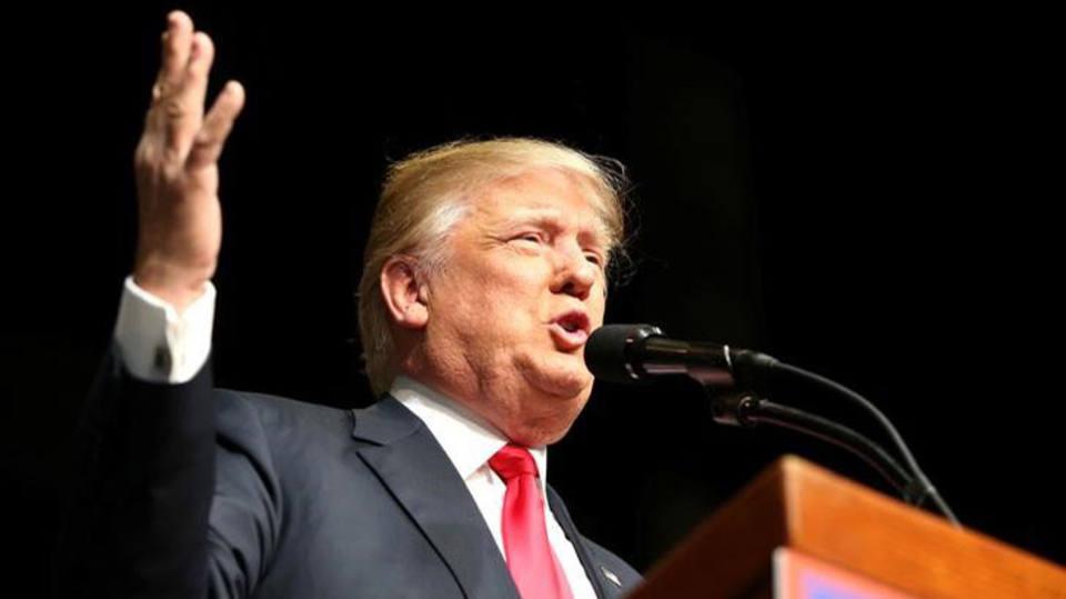 Trump pede renúncia de Obama após massacre em Orlando