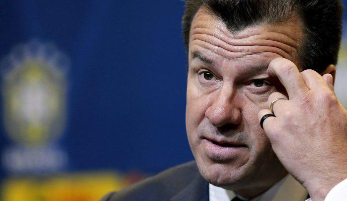 Del Nero marca reunião com Dunga após derrota