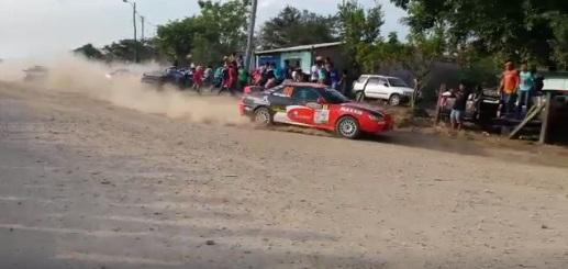 Corrida em cidade de fronteira mata 3 e deixa 40 feridos