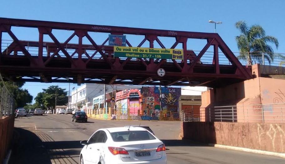 Grupos pró-impeachment marcam ato para 31 de julho