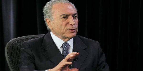 Temer sobre pedido de Janot: 'Não vale a pena'