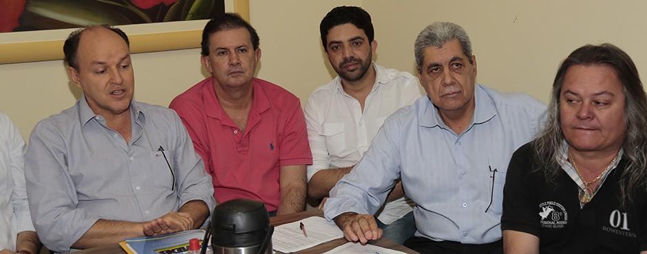 André Puccinelli admite concorrer a prefeitura