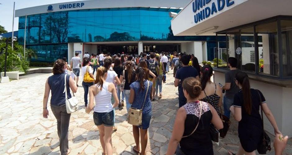 Cursos de férias gratuitos oferecem 2,9 mil vagas
