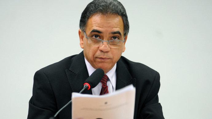 Relator entrega parecer sobre recurso de Cunha à CCJ