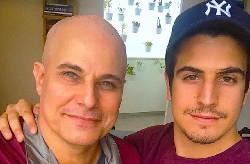 Diretor diz que Edson Celulari ri de piadas com sua careca