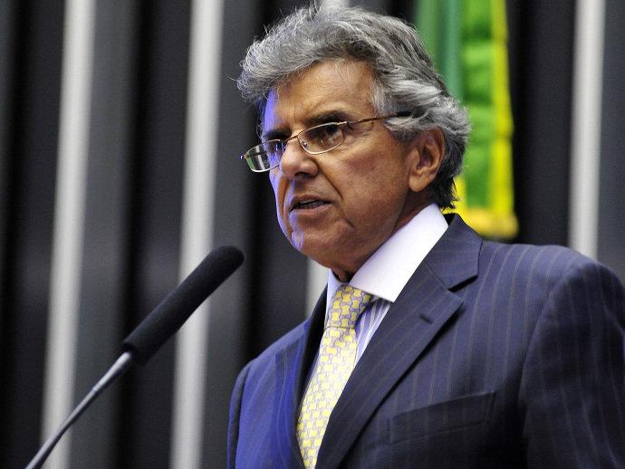 Favoritos a assumir o comando da Câmara têm pendências judiciais