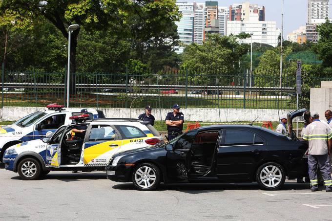 Uber é oficialmente autorizado em SP; usuário pagará tarifa extra