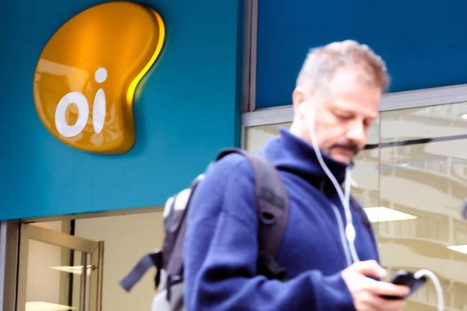 Investidores se unem para tentar comprar fatia da Oi