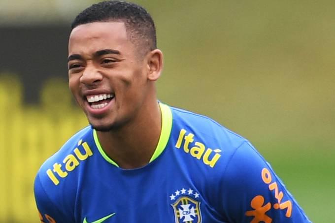 Micale treina com Neymar, Gabigol e Gabriel Jesus no ataque