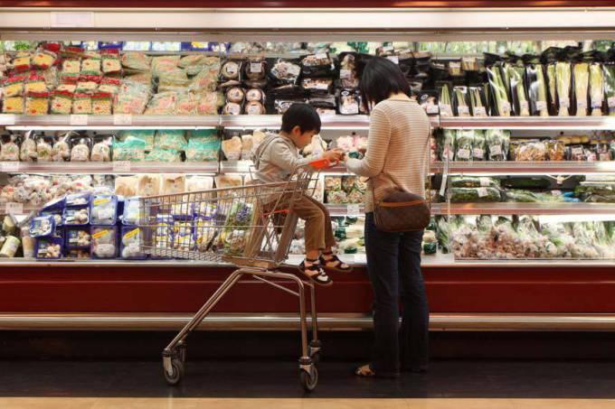 Confiança do consumidor sobe pelo 3º mês consecutivo