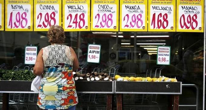 Mercado reduz previsão de inflação e aumenta queda de PIB