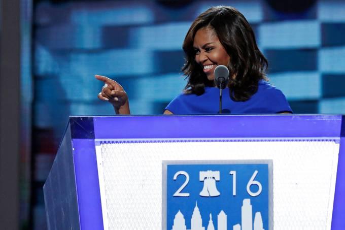 Michelle Obama rouba a cena em discurso na Convenção Democrata