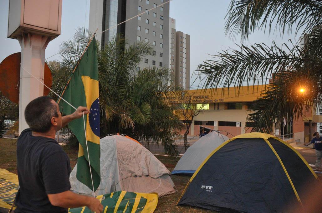 Ato pró-impeachment acontece domingo na capital