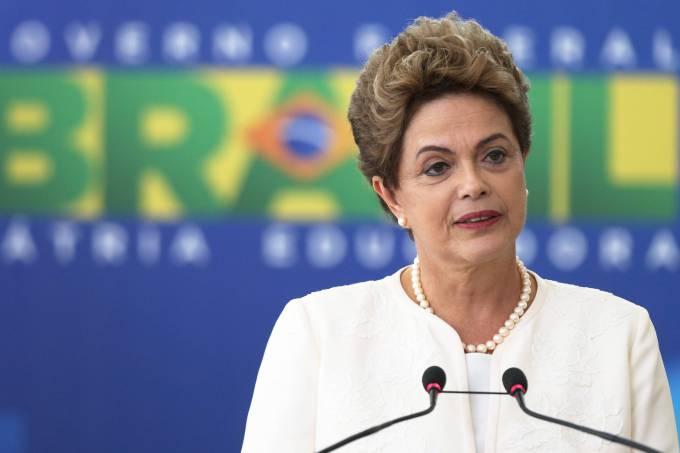 Dilma culpa o PT por pagamentos ilegais a João Santana