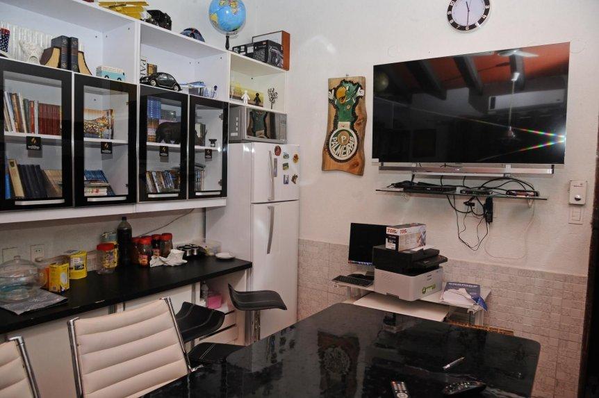 Rival de Rafaat tinha vida de luxo e ostentação em “cela vip” de presídio