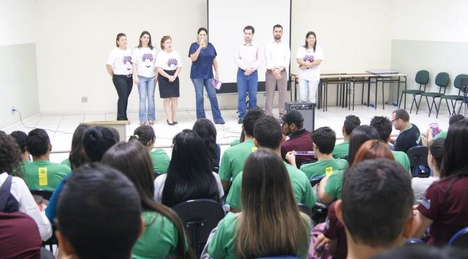 Governo leva orientações sobre violência contra mulheres a 17 escolas estaduais em agosto