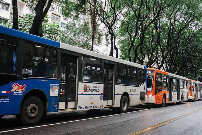 Velocidade dos ônibus em São Paulo está maior, mas longe da meta