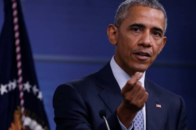 Políticas de Trump causariam um retrocesso contra o EI, diz Obama