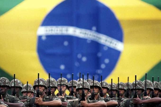 Militares vão ficar fora da reforma da Previdência