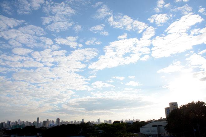 Sol predomina nesta sexta e pode chover no fim de semana