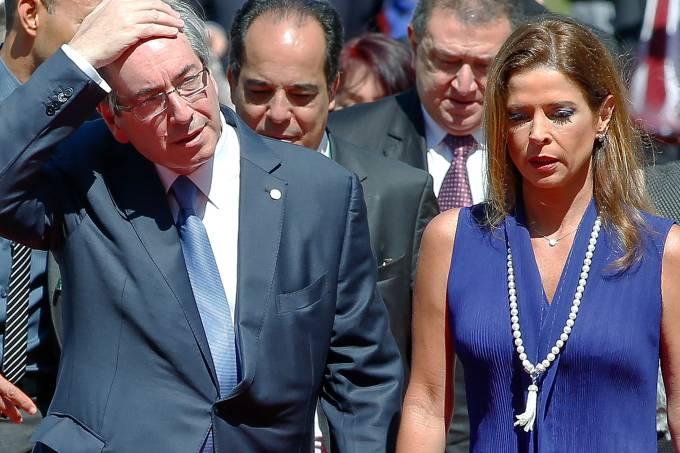 Cláudia Cruz culpa Cunha por movimentações no exterior