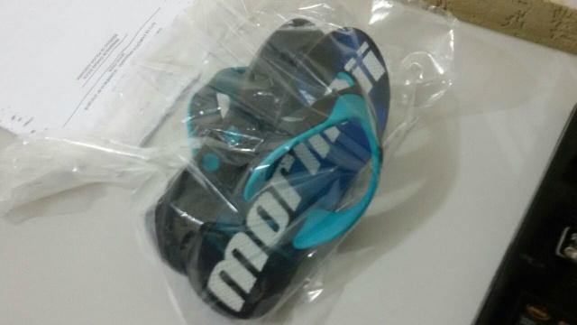 Adolescente de 13 anos é flagrado com chinelo furtado em loja do shopping