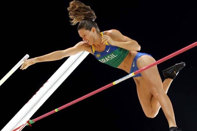 Fabiana Murer confirma aposentadoria após frustração olímpica