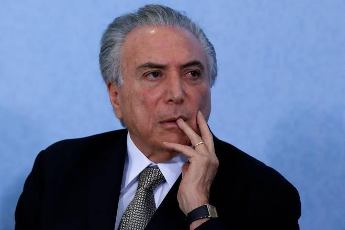 Aliados pedem que Temer ‘enquadre’ PMDB