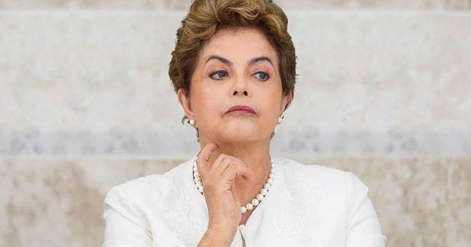 Dilma recebeu Collor em conversa reservada