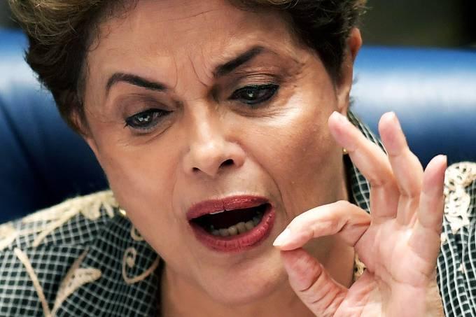 Defesa de Dilma já prepara ação no STF contra impeachment