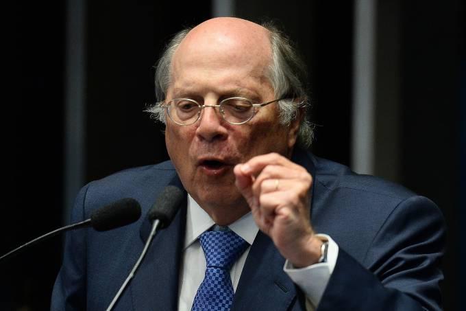 Reale Jr. compara crimes de responsabilidade de Dilma a ‘cadáver’