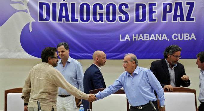 Colômbia define plebiscito sobre acordo de paz com as Farc