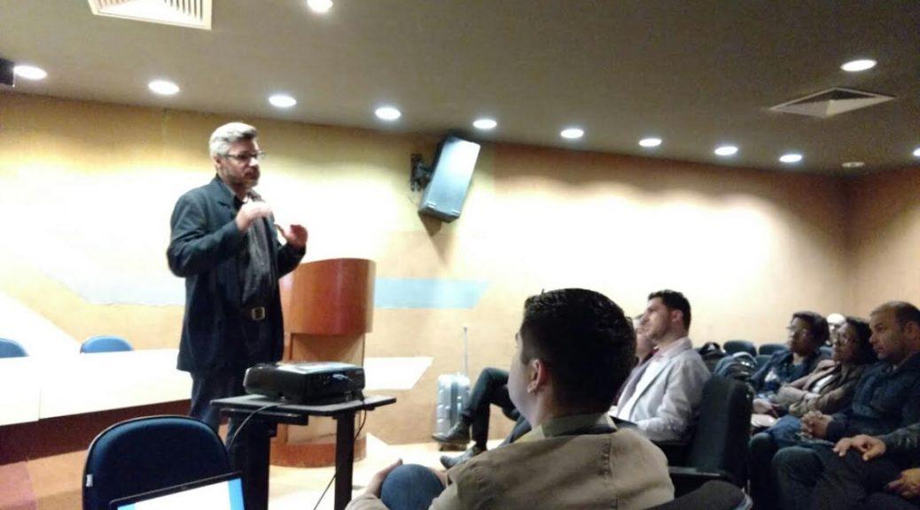 Educadores recebem consultoria para melhorar aprendizagem dos alunos da rede estadual de ensino
