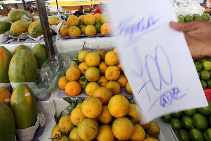 Mercado eleva previsão de inflação para 2016