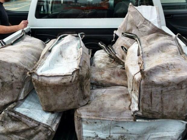 Receita apreende 322 quilos de cocaína que seria levada para França