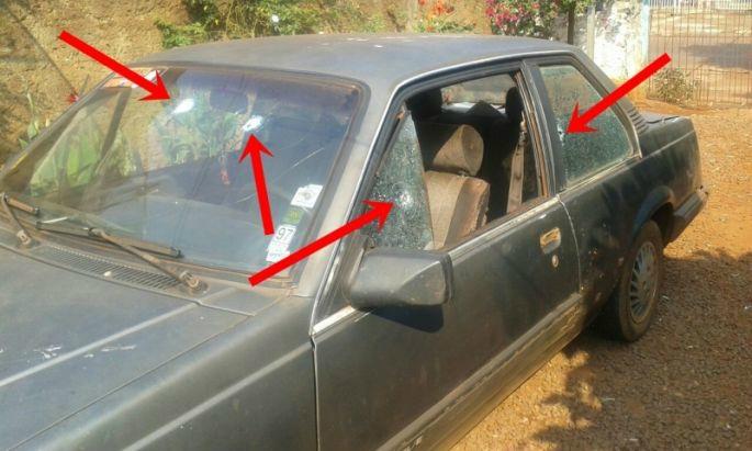 Candidato tem carro atingido por tiros ao voltar de reunião política