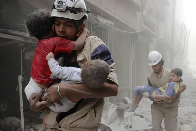 EUA culpam Rússia por ataque a comboio na Síria