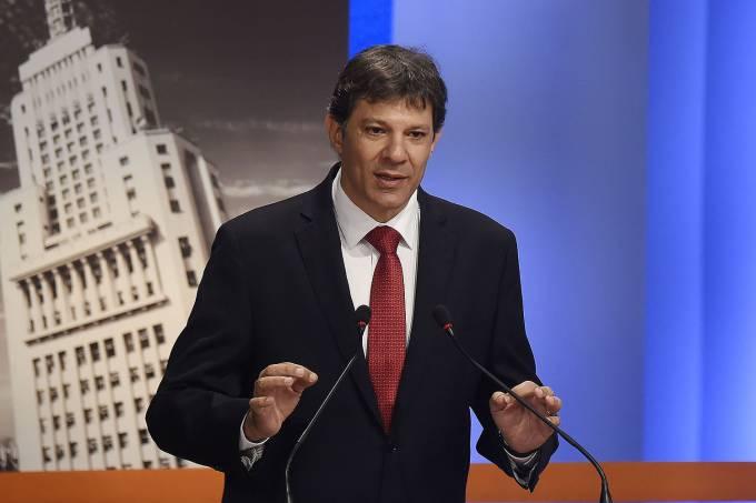 Haddad promete, agora, benefício que vetou como prefeito